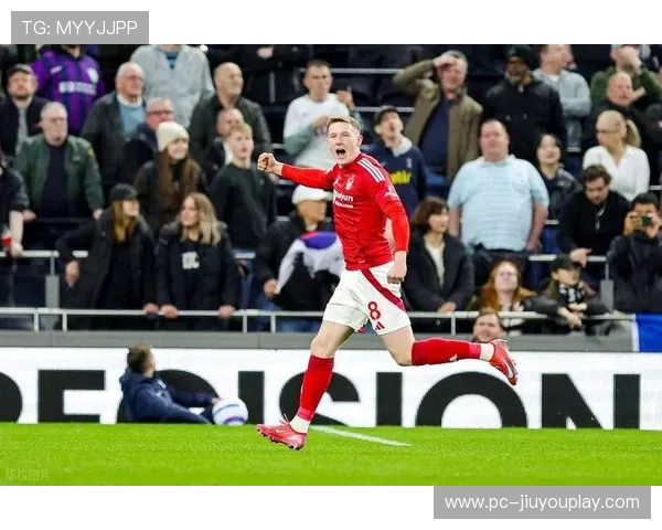 曼联签加拉格尔举棋不定，难替代卡塞米罗。，曼联对战格拉纳达